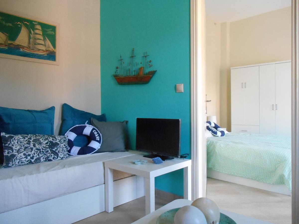 Arapakis Apartment 2 Aegina Buitenkant foto